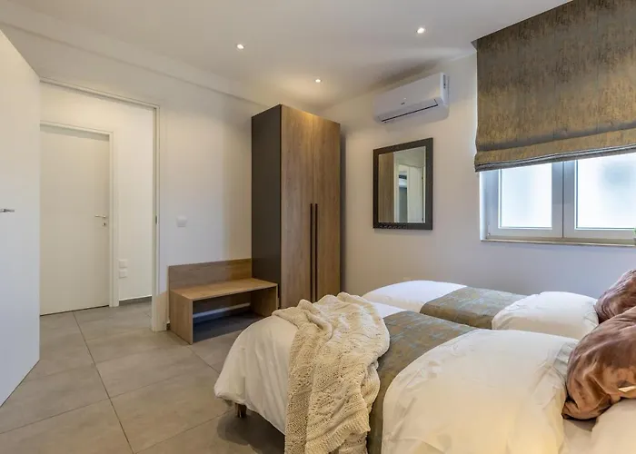 Seaside Luxury In St Julians * 彭布罗克